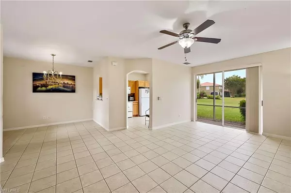 Fort Myers, FL 33967,9755 Roundstone CIR