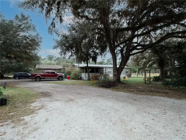 Labelle, FL 33935,1341 Tom Coker RD SW