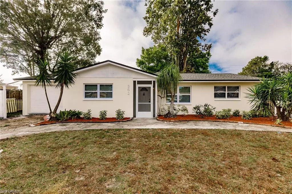 North Fort Myers, FL 33903,953 Jasmine ST