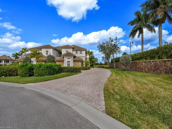 Naples, FL 34120,8723 Coastline CT #202