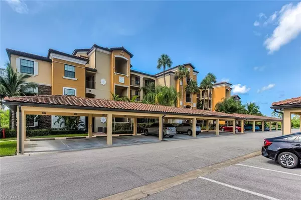 9826 Giaveno CIR #1512, Naples, FL 34113