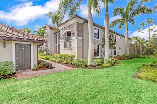 Naples, FL 34113,9832 Venezia CIR #1026