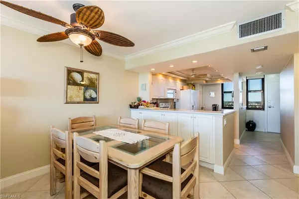 Marco Island, FL 34145,320 Seaview CT #1402