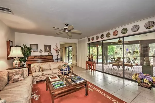 Naples, FL 34105,2460 Pinewoods CIR