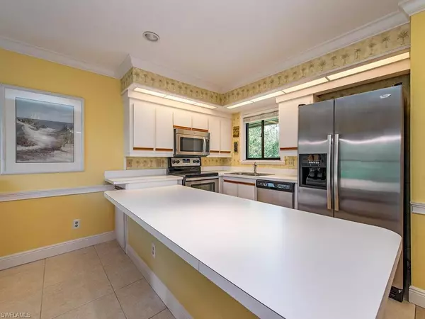 Naples, FL 34113,746 Eagle Creek DR #204