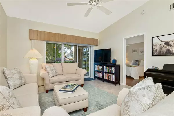 Naples, FL 34108,853 Tanbark DR #203