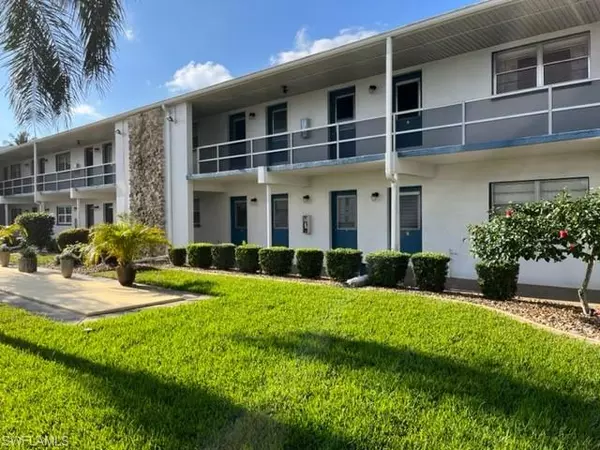 Cape Coral, FL 33904,708 Victoria DR #212