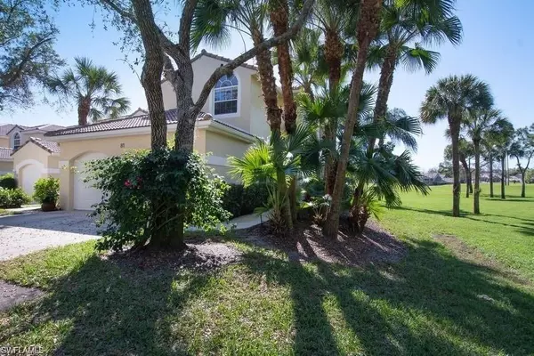 Naples, FL 34119,81 Silver Oaks CIR #7204