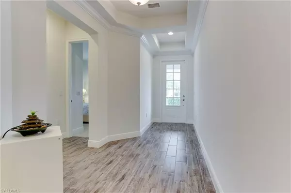 Naples, FL 34120,3649 Pilot CIR