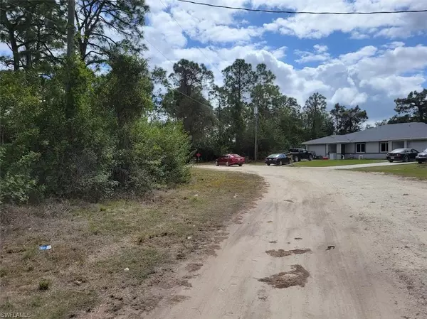 Lehigh Acres, FL 33973,4732 Golfview CT