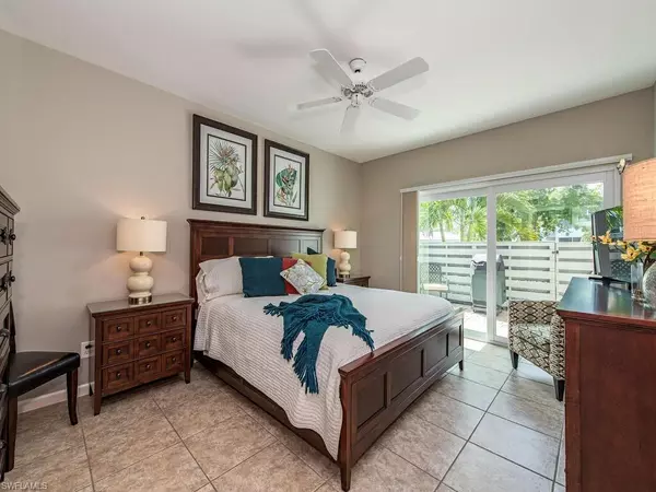 Bonita Springs, FL 34134,4111 Lake Forest DR #513