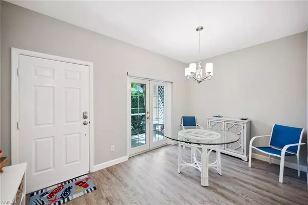 Naples, FL 34108,859 Tanbark DR #105