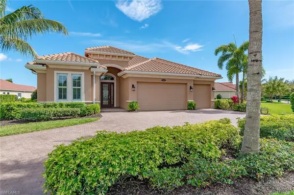 9360 Vadala Bend CT, Naples, FL 34114