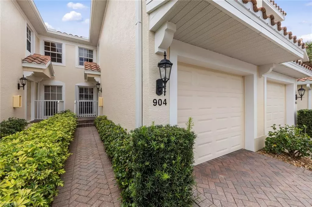 Naples, FL 34109,1325 Henley ST #904