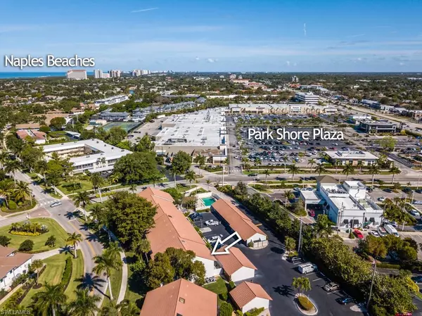 Naples, FL 34103,4092 Belair LN #17