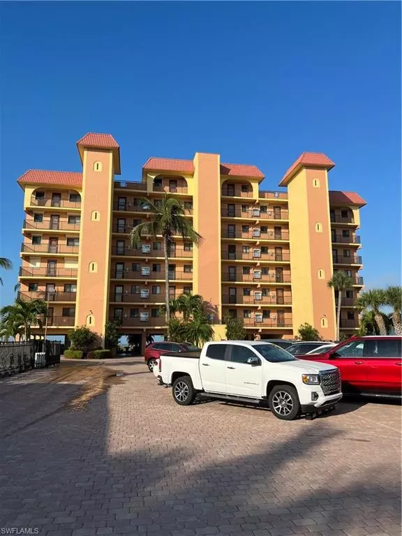 Fort Myers Beach, FL 33931,600 Estero BLVD #305