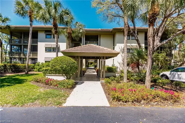 Bonita Springs, FL 34134,3641 Wild Pines DR #204