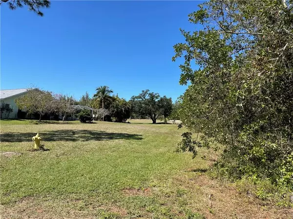 Bokeelia, FL 33922,14441 Tamarac DR