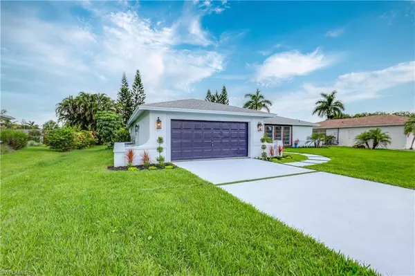 143 Saint Andrews BLVD E, Naples, FL 34113