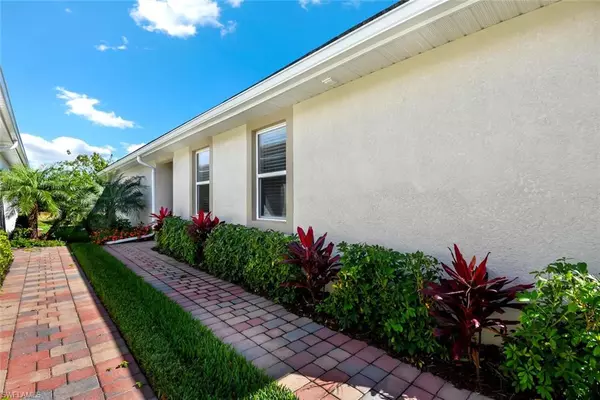 Naples, FL 34114,14699 Edgewater CIR