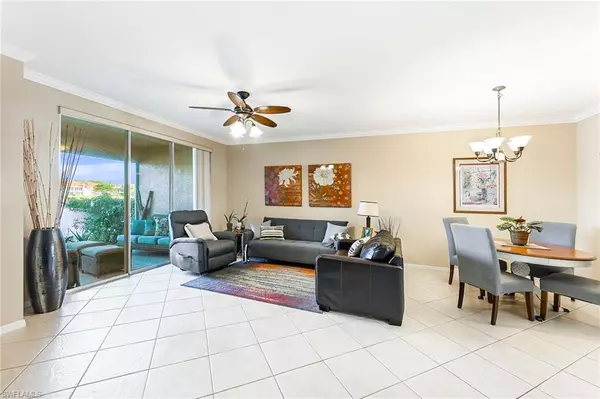 Naples, FL 34119,6384 Huntington Lakes CIR #102