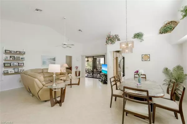 27044 Kindlewood LN, Bonita Springs, FL 34134