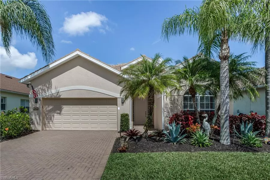 3947 Jasmine Lake CIR, Naples, FL 34119