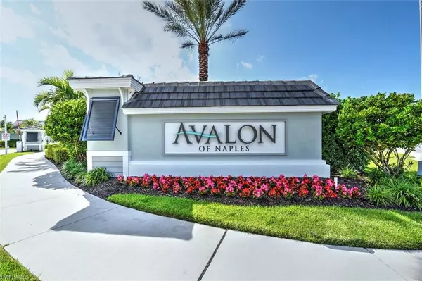 6966 Avalon CIR #903, Naples, FL 34112