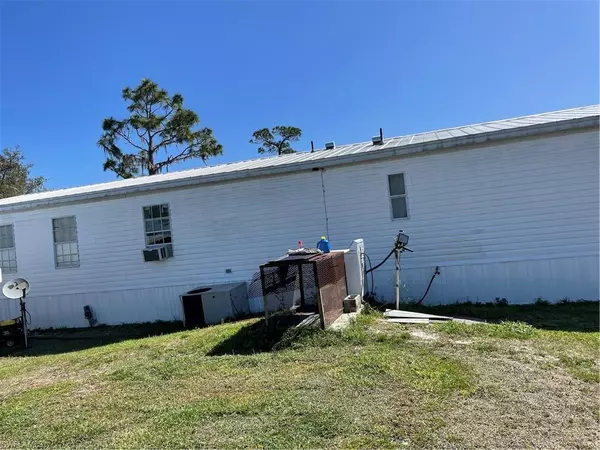 Labelle, FL 33935,1567 Sunset TRL