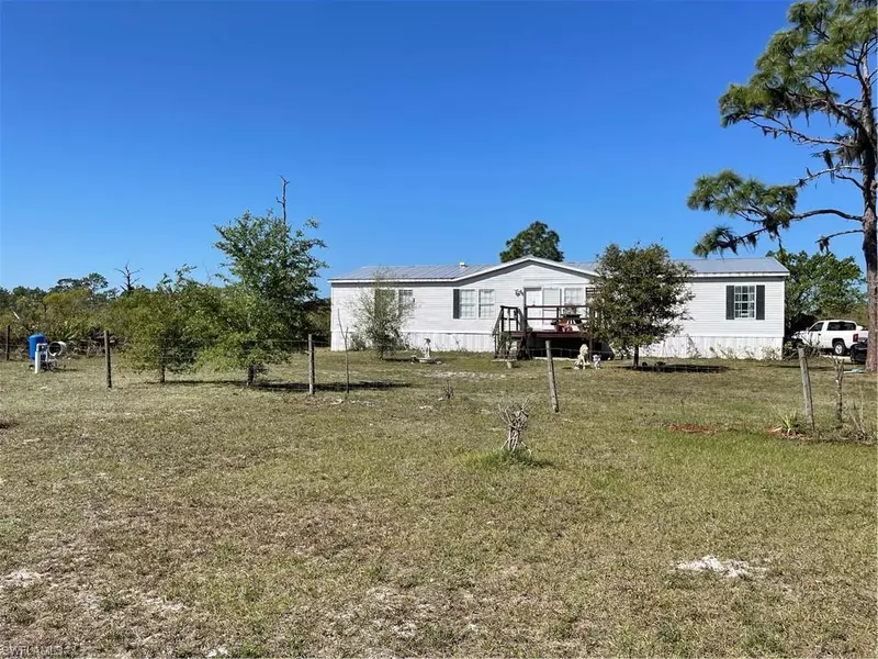 1567 Sunset TRL, Labelle, FL 33935