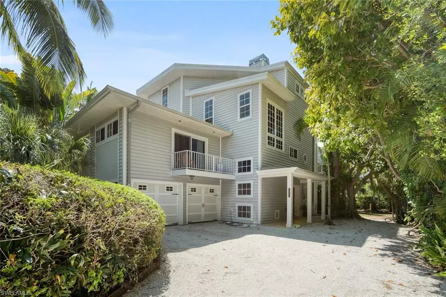 2451 Blind Pass CT, Sanibel, FL 33957