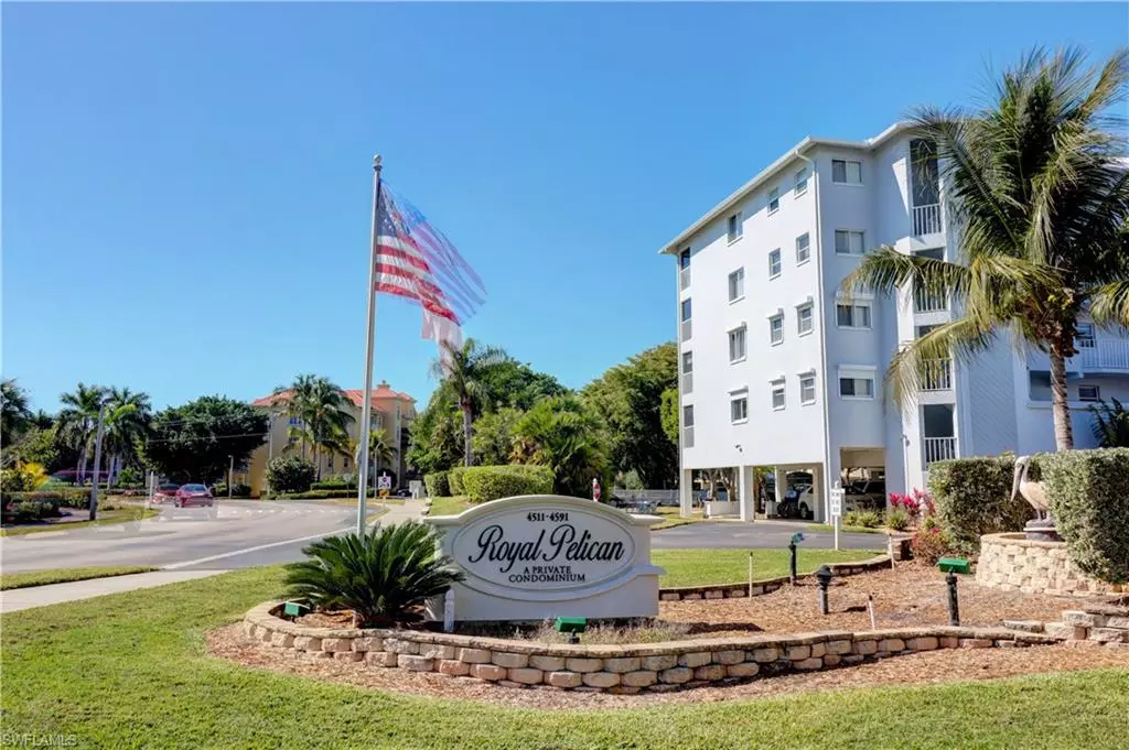 Fort Myers Beach, FL 33931,4591 Bay Beach LN #292