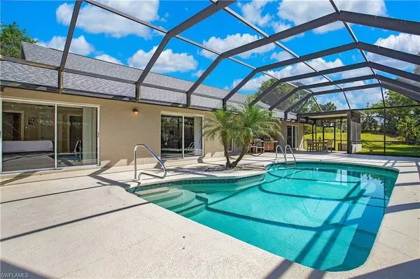 Naples, FL 34105,2484 Pinewoods CIR #15