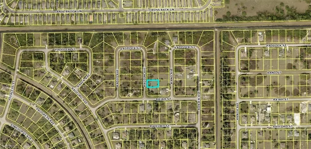 Lehigh Acres, FL 33974,313 Radium AVE