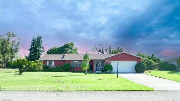 1619 Country Club PKY, Lehigh Acres, FL 33936