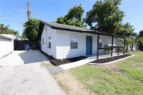 North Fort Myers, FL 33903,30 Cypress ST