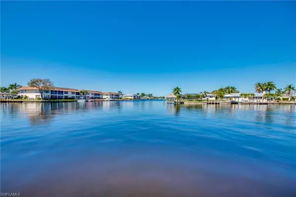 4006 SE 19th AVE #104, Cape Coral, FL 33904