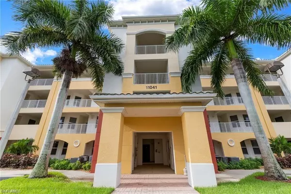 11021 Gulf Reflections DR #102, Fort Myers, FL 33908