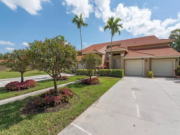 6710 Huntington Lakes CIR #202, Naples, FL 34119