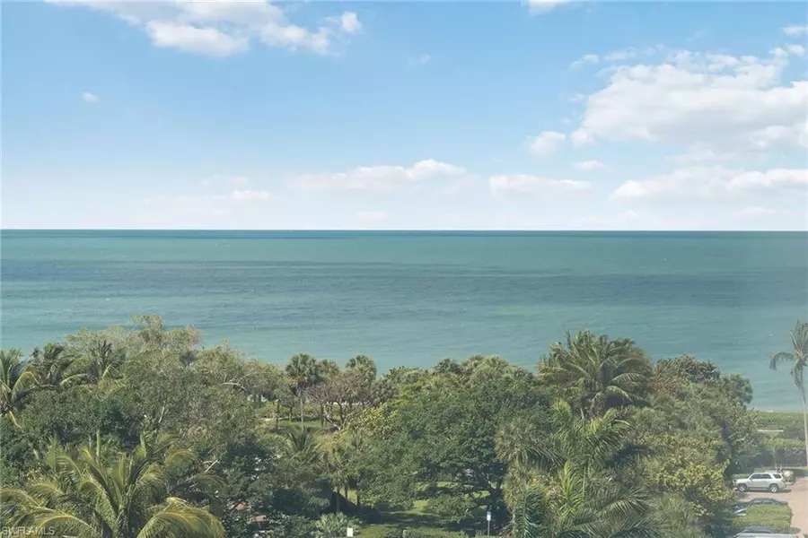 4151 Gulf Shore BLVD N #801, Naples, FL 34103