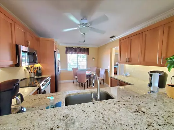 Naples, FL 34104,625 SARATOGA CIR #I-203