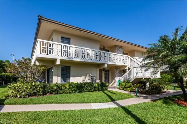 1215 Edington PL #M5, Marco Island, FL 34145