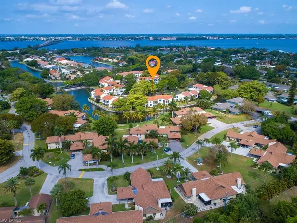 Fort Myers, FL 33919,9597 Halyards CT #22