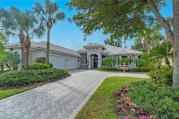 7672 Mulberry CT, Naples, FL 34114