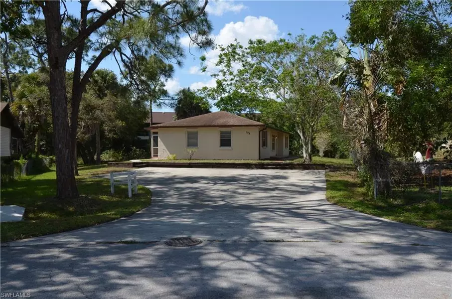 198 3rd ST, Naples, FL 34113