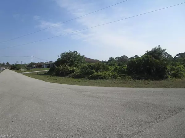 Lehigh Acres, FL 33972,693 Whitmore LOOP