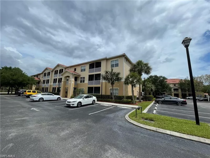 9055 Colby DR #2213, Fort Myers, FL 33919