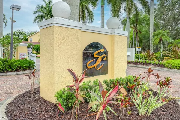 Naples, FL 34109,4635 Saint Croix LN #1215