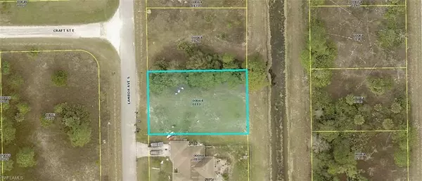 425 Lambda AVE S, Lehigh Acres, FL 33974