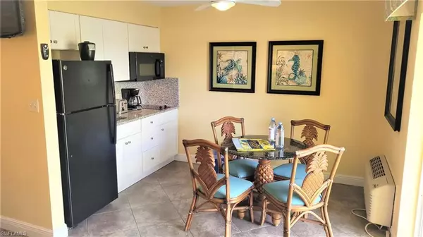 Fort Myers Beach, FL 33931,5530 Estero BLVD #261